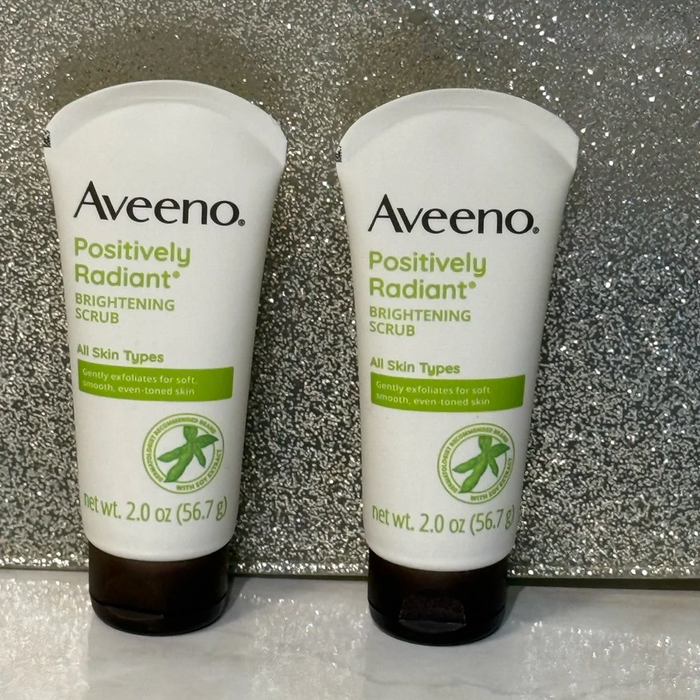 5 for $25 item 🌺 Mini Travel Size Aveeno Positively Radiant Brightening Scrub x2